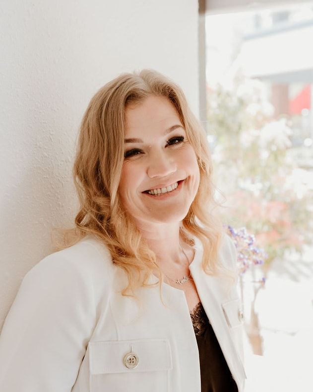 Candice Ehrens, Owner and lash technician